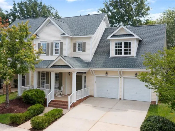 528 Alden Bridge Dr, Cary, NC 27519