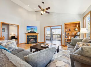 17388 90th Ave N, Maple Grove, MN 55311