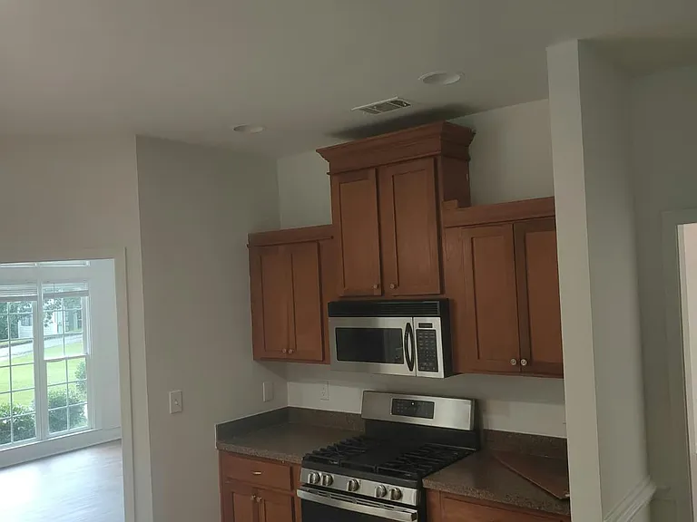 6806 Lombard Ct — Photo 9
