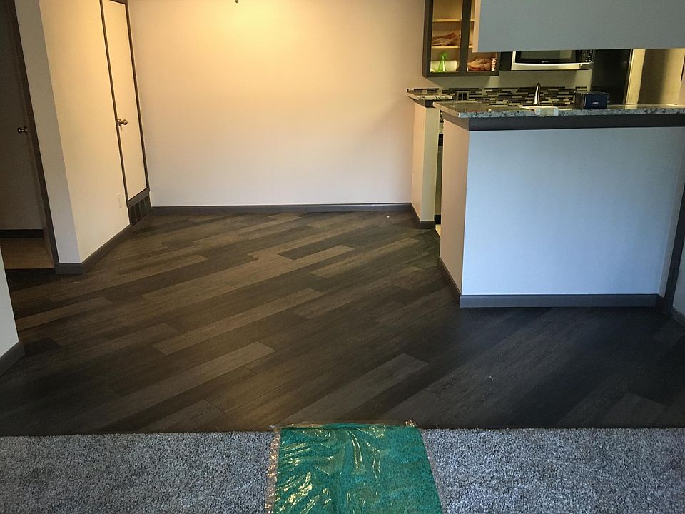 Transitions and colors flow with elegance