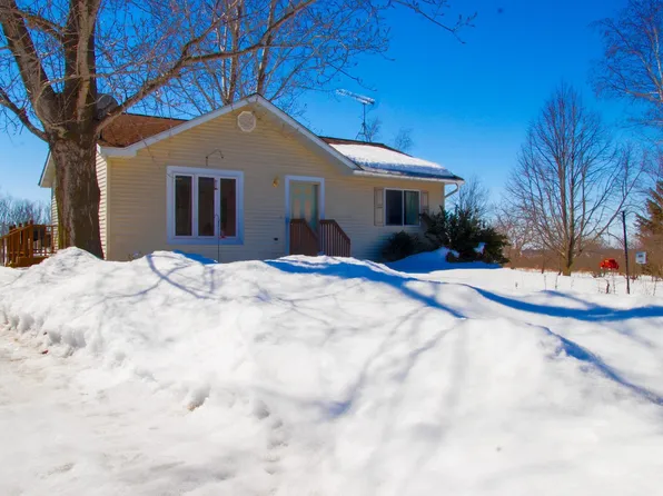 1573 210th Ave, New Richmond, WI 54017