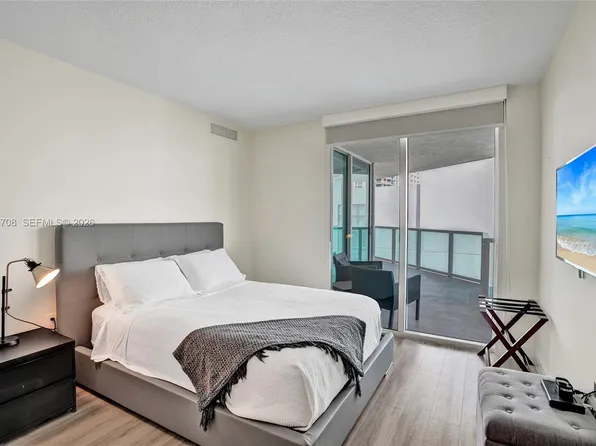 150 Sunny Isles Blvd #1-1601, Sunny Isles Beach, FL 33160