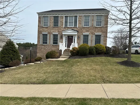 2010 Penfolds Pl, Coraopolis, PA 15108