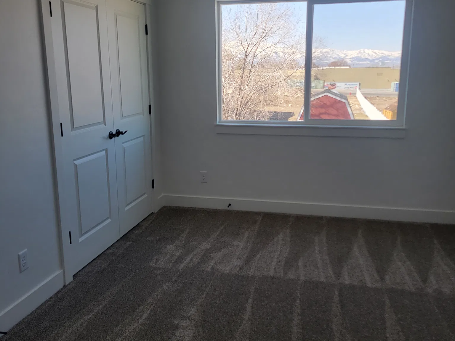 116 E 730 N Upstairs - 1 — Photo 4