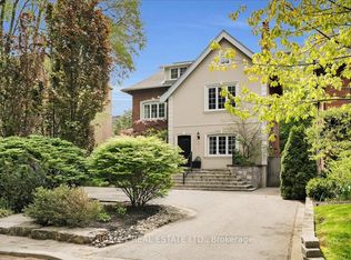 3 Shorncliffe Ave, Toronto, ON M4V1S9