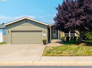 128 Chad Dr, Cottage Grove, OR 97424