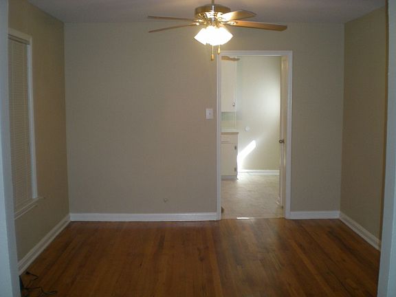 2nd image of 1422 Ormond Dr