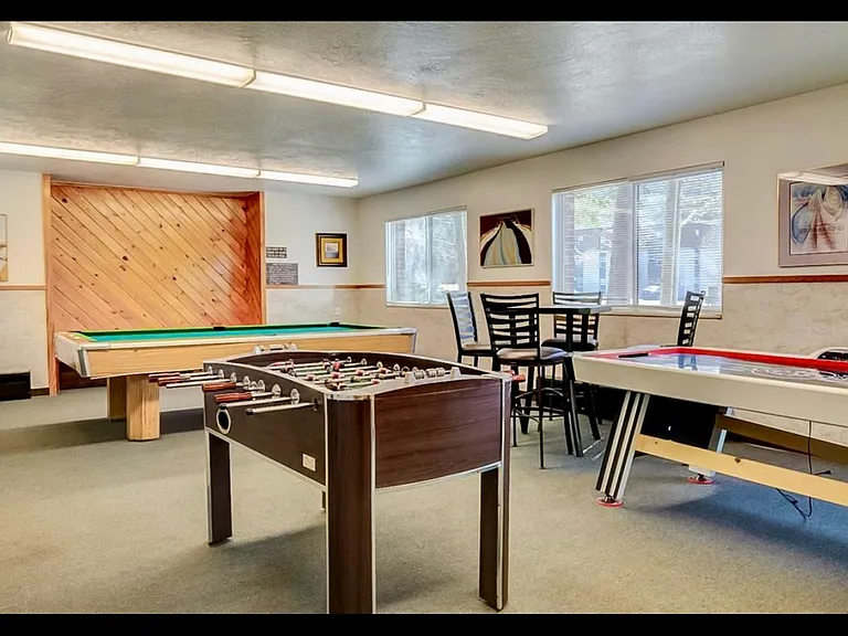 505 Straight Creek Dr — Photo 33