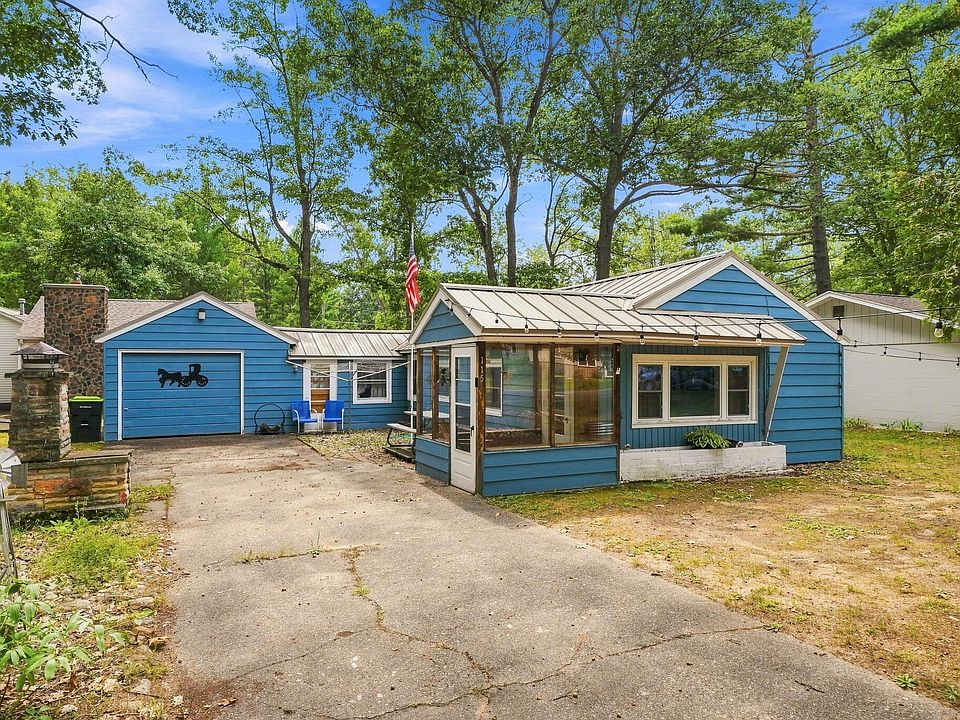 1st image of 115 Swanson Ave