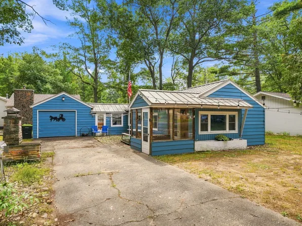 115 Swanson Ave, Roscommon, MI 48653