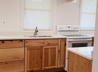 619 N Genesee St #BASEMENT, Waukegan, IL 60085