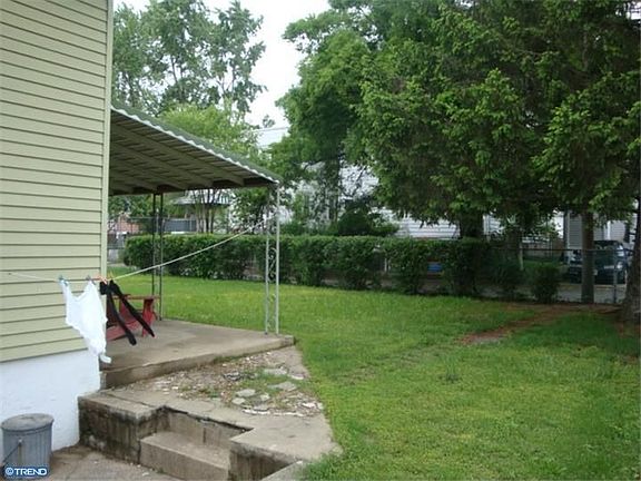 4th image of 1842 43rd St