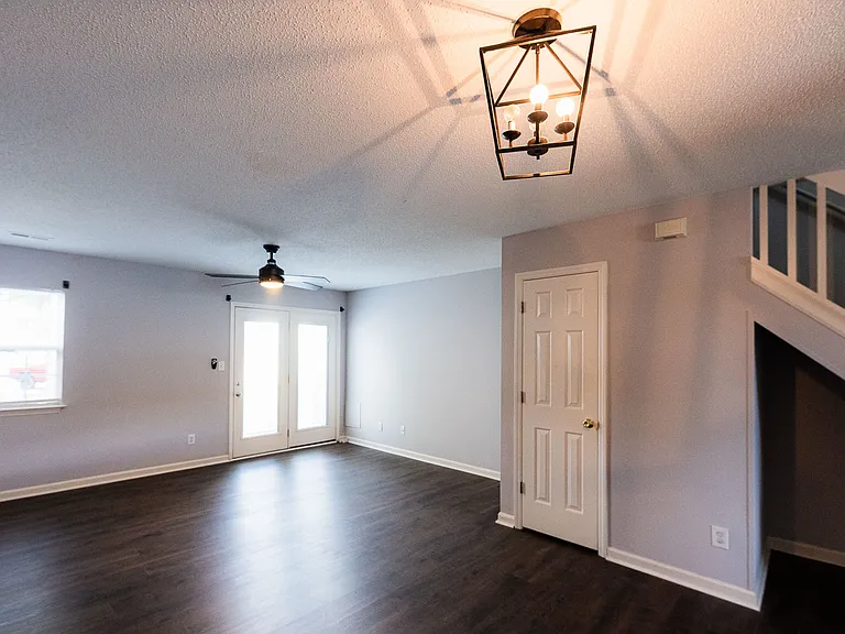 4505 Cross Ridge Ln — Photo 7