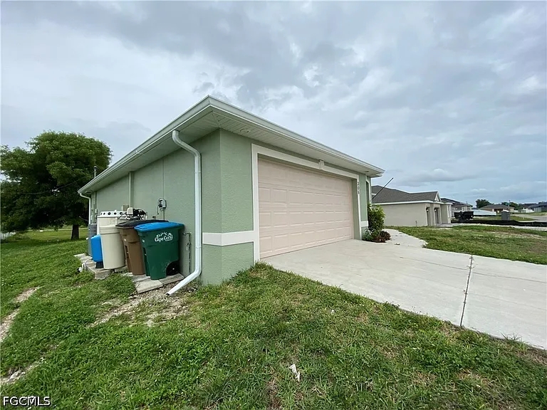 306 NE 14th Terrace Cpe — Photo 13