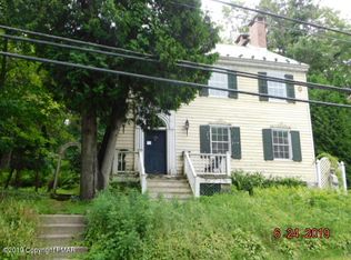 302 State St, Mount Bethel, PA 18343