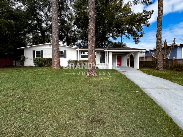 6011 Meadow Ln, Jacksonville, FL 32277