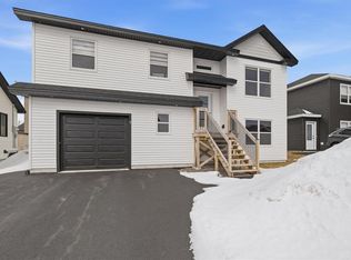 9 Lawn Point Ave, Mount Pearl, NL A1N0K1