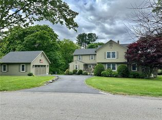 7 Chapman Ln, Barrington, RI 02806