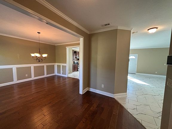 2nd image of 323 Owens Rd