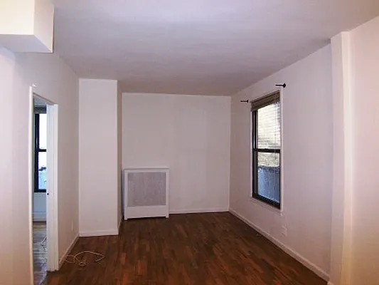 Rented by Friedman Roth Realty | media 26