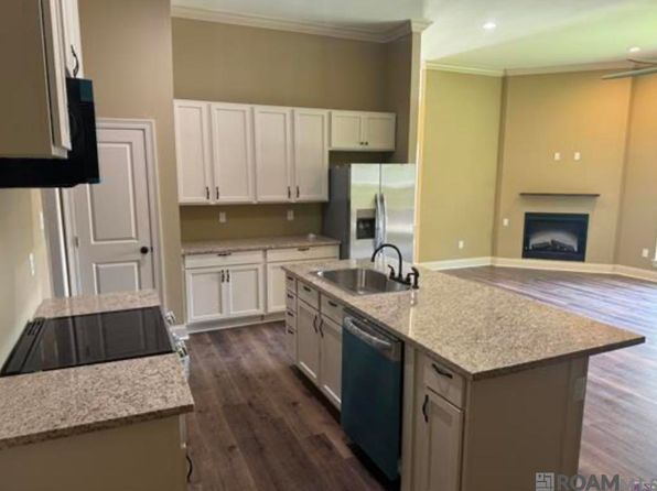 12211 Lazy Oaks Dr, Baker, LA 70714