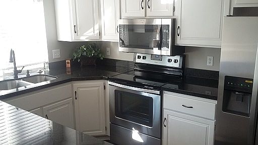 4th image of 2097 N 550 W