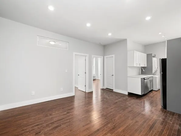 164 Dikeman Street image 3 of 6