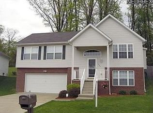 1285 Derbydale Rd, Akron, OH 44306