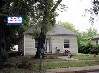 715 Yuma St, Manhattan, KS 66502