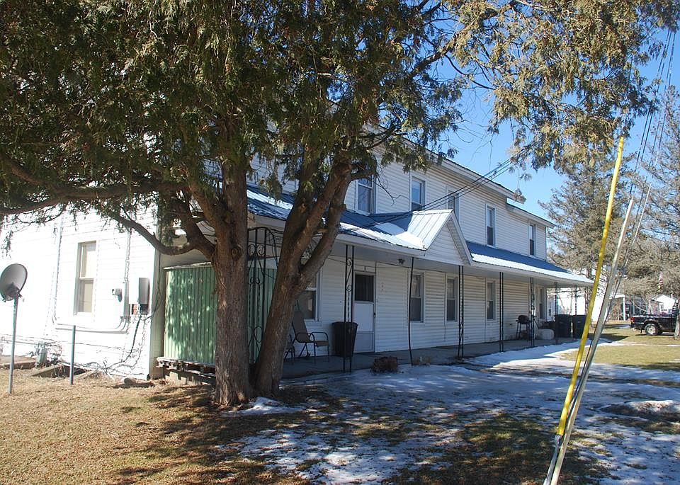 1st image of 109 Railroad St