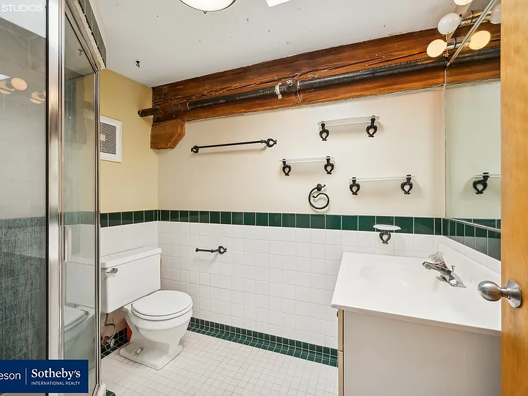 2650 W Belden Ave #38-J — Photo 15