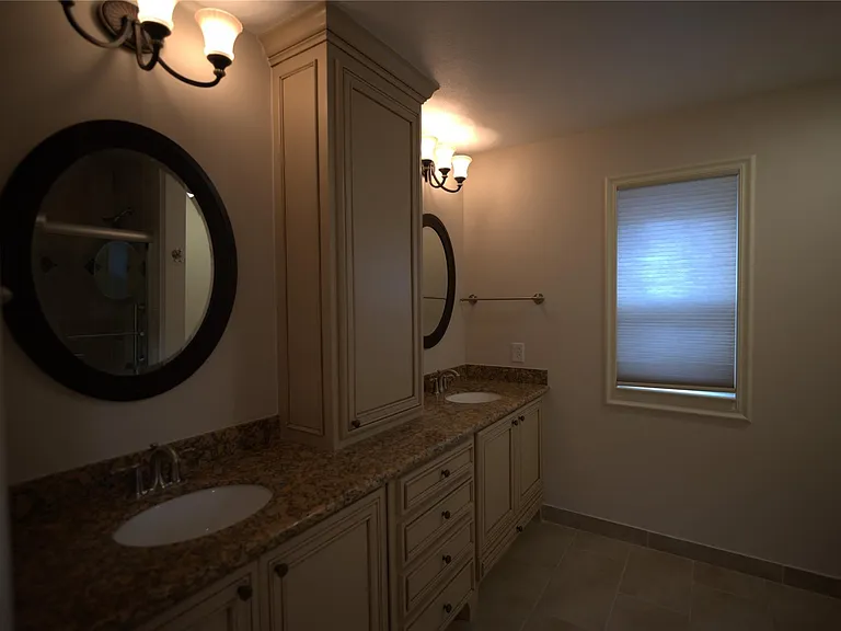 1839 Lake Winds Dr — Photo 30