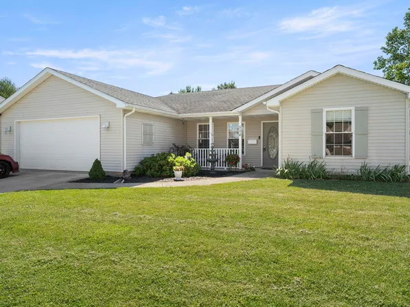 504 Clark St, Avilla, IN 46710