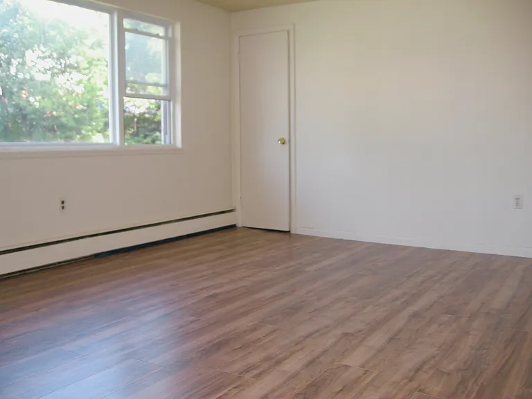 1225 S Lumber St — Photo 3