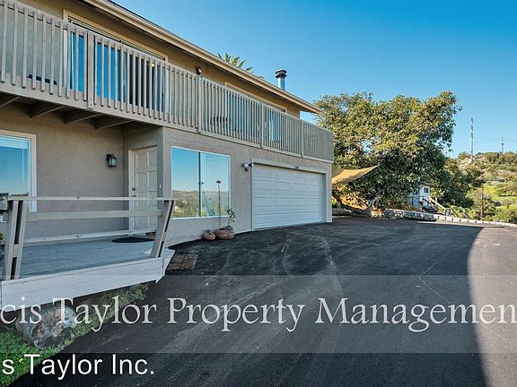 3rd image of 1283 Calavo Dr