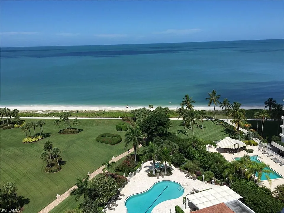 4251 Gulf Shore Blvd N #14C