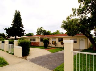 221 W 24th St, Riviera Beach, FL 33404