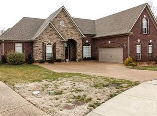 211 Chapel Ct S, Hendersonville, TN 37075