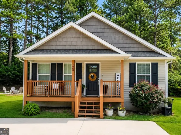 209 Roslyn Ct, Dalton, GA 30720