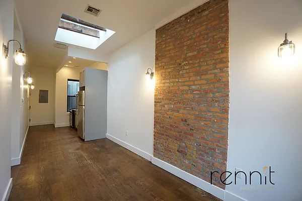 Rented by Rennit Inc. | media 23