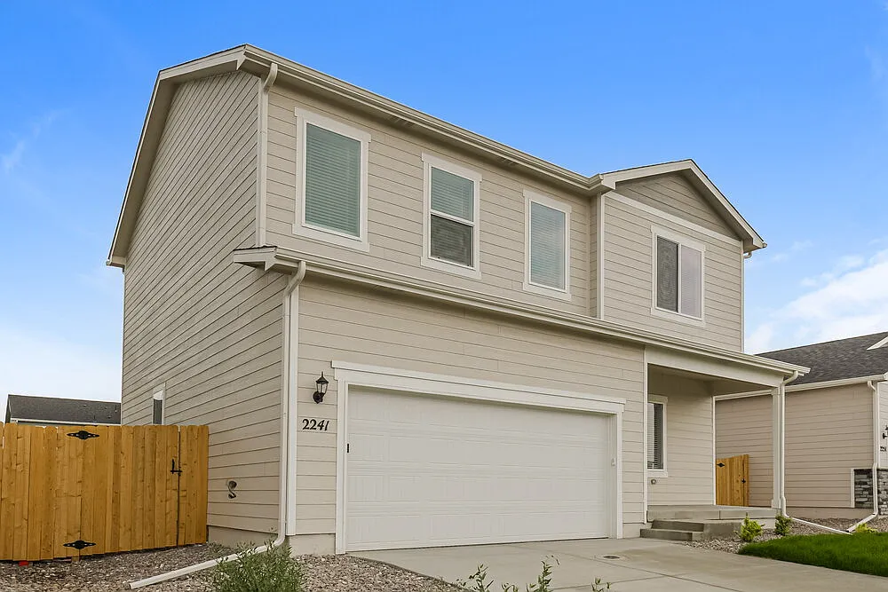 3 bed, 2.5 bath, 1870 sqft, $2,745 — Photo 4
