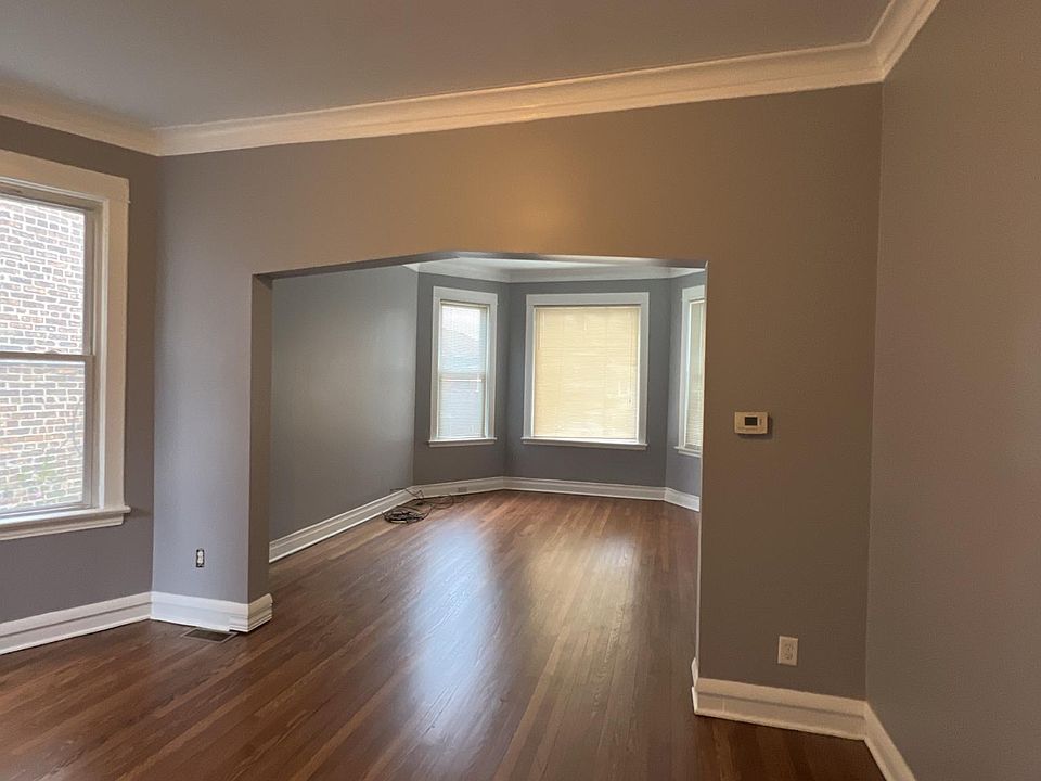 2nd image of 5018 W Concord Pl #1