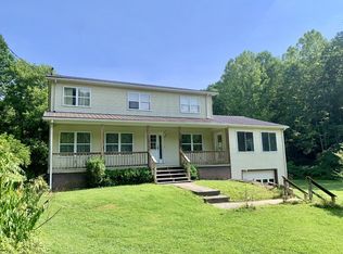 898 Toms Creek Rd, Wayne, WV 25570