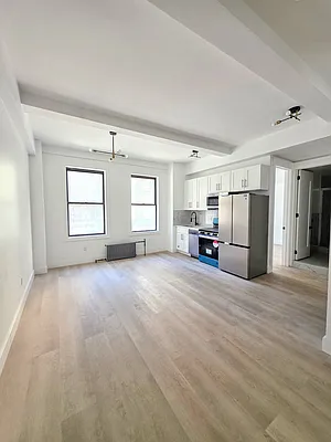 Rented by Kasin Management | media 77