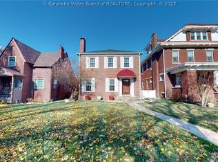 330 9th Ave, Huntington, WV 25701
