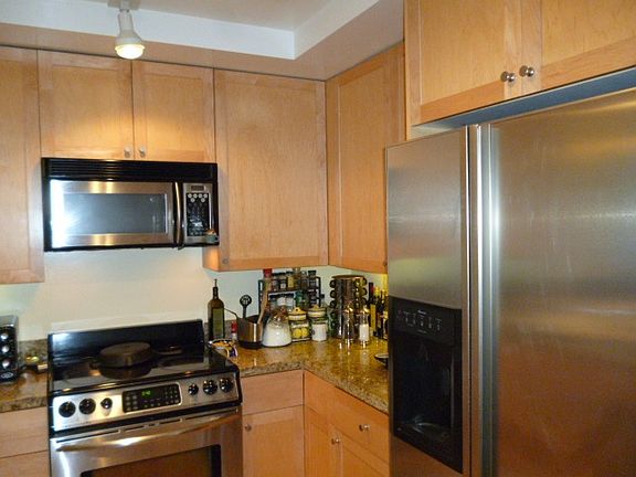 3rd image of 2001 McAllister St APT B123