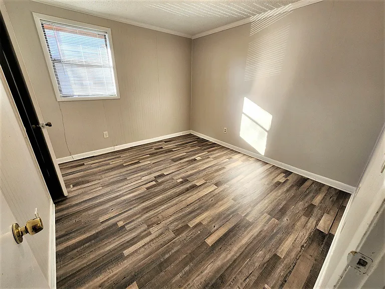 1409 Douglas Ave #A — Photo 10