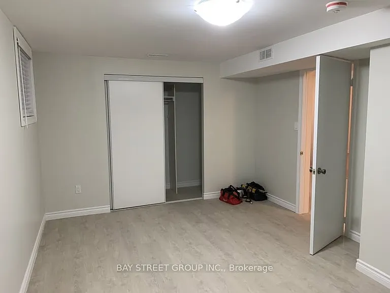 42 Winterberry Dr #BASEMENT — Photo 4