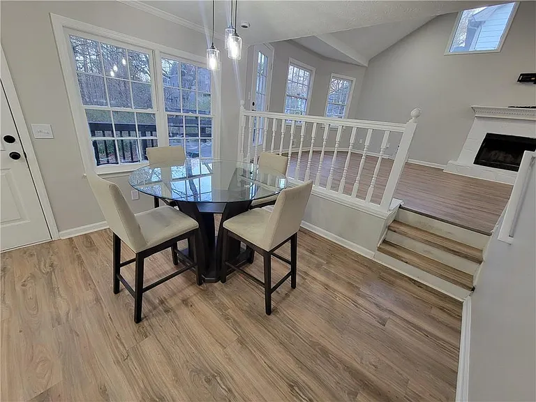 1710 McDowell Ct — Photo 4