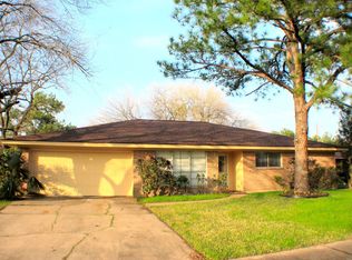 5630 Warm Springs Rd, Houston, TX 77035